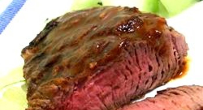 Стейки с соусом адобо