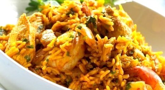 Плов с курицей и овощами