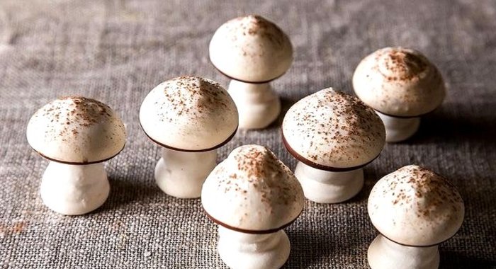 Печенье в виде грибочков