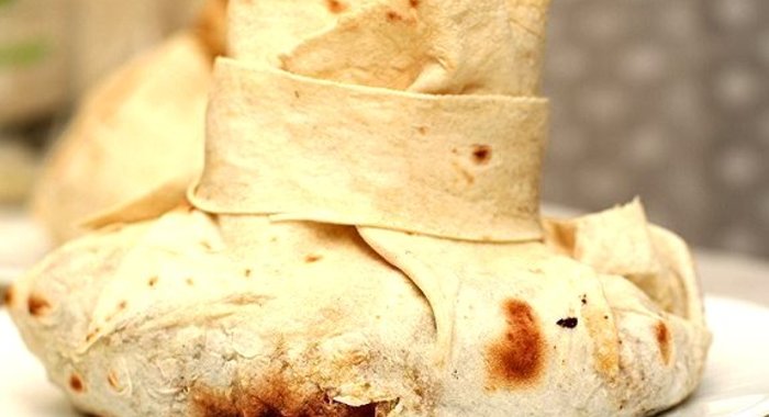 Мясо в армянском лаваше