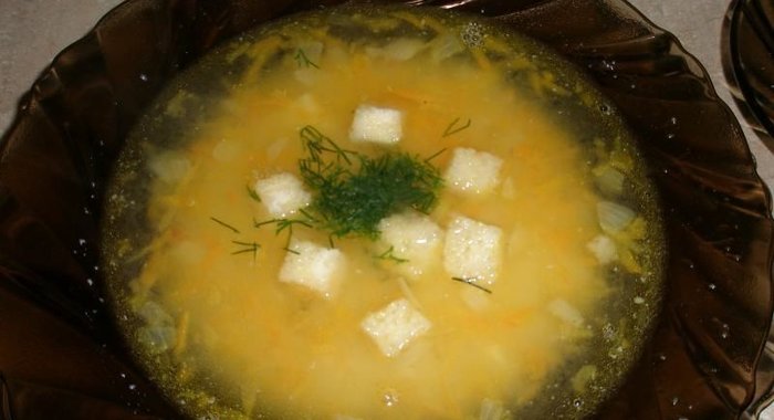 Гороховый суп с копчеными ребрышками