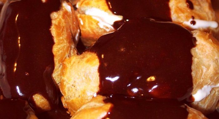 Эклеры со сливочным кремом