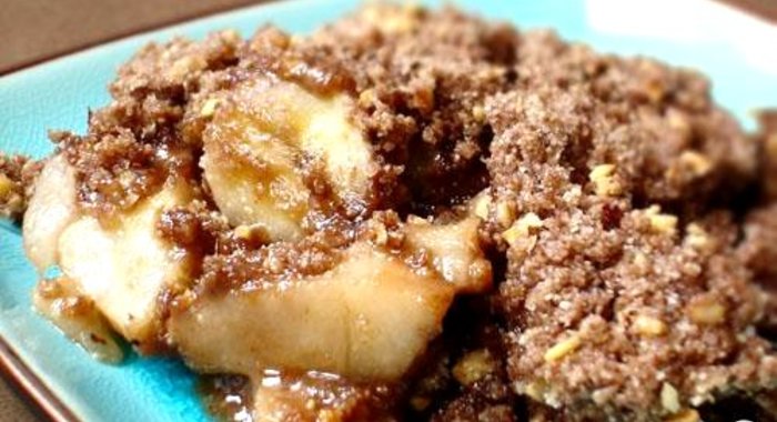 Мангово-банановый крамбль