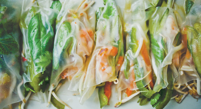Спринг-роллы с креветками: пошаговый рецепт