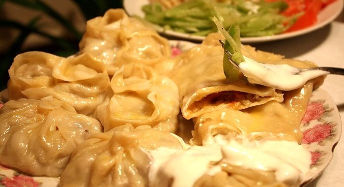 Манты с тыквой и курицей