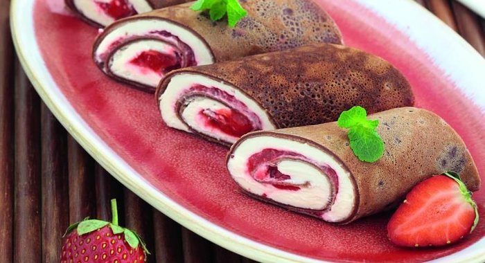 Шоколадные блинные рулетики