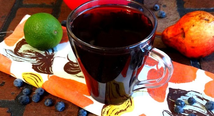 Чернично - грушевый компот