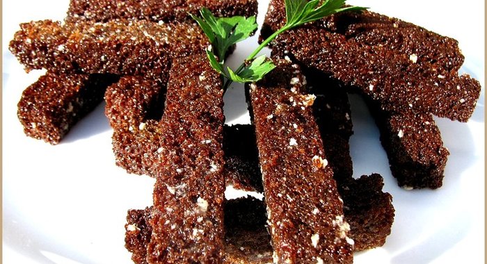 Гренки с чесноком и укропом