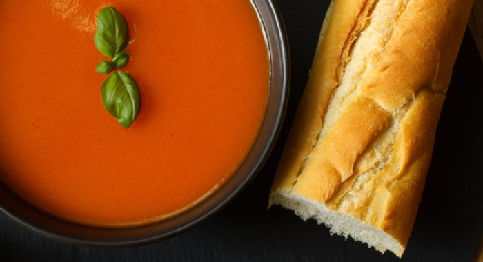 Томатный суп-пюре с запеченным перцем