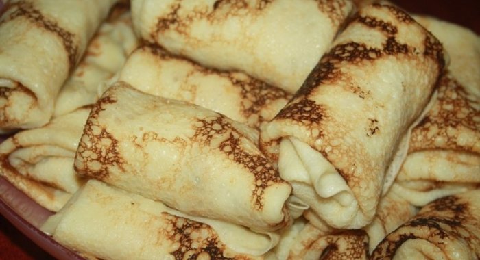 Блинчики с рубленой курицей и луком