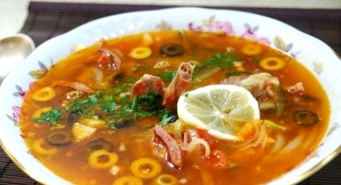 Солянка сборная с картошкой