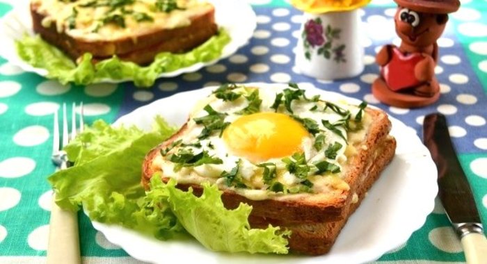 Французские бутерброды крок-мадам и крок-месье