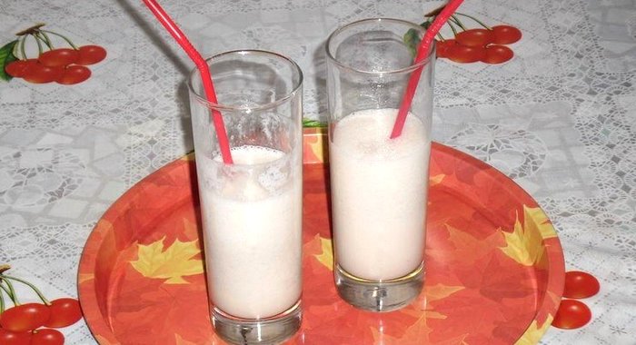 Молочный коктейль с гуанабаной