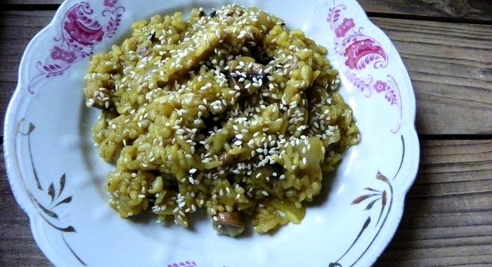 Ризотто с грибами и кунжутом