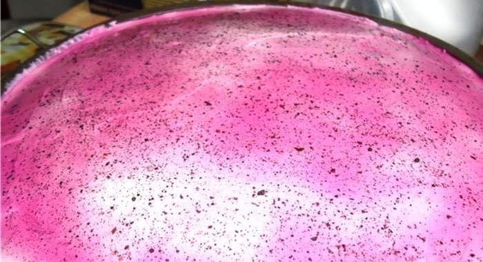 Селедка под шубой с маринованными огурцами