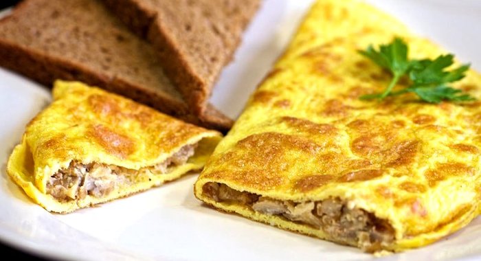 Омлет с грибами