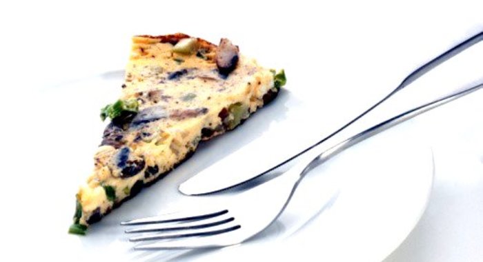 Грибной омлет с тимьяном и горгонзолой