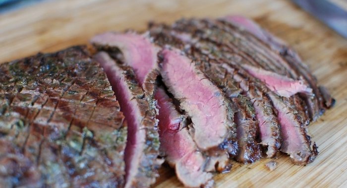 Стейки в зеленом маринаде