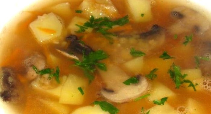 Суп гороховый с грибами