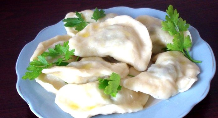 Вареники с капустой и грибами