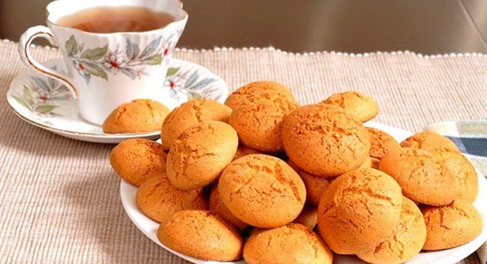 Печенье амаретти с вишней