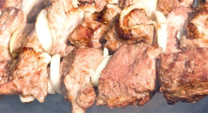 Бараний шашлык с луком