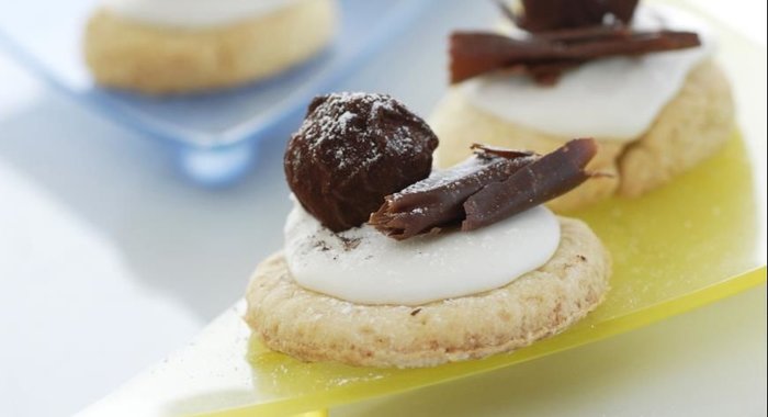 Печенье с шоколадными шариками