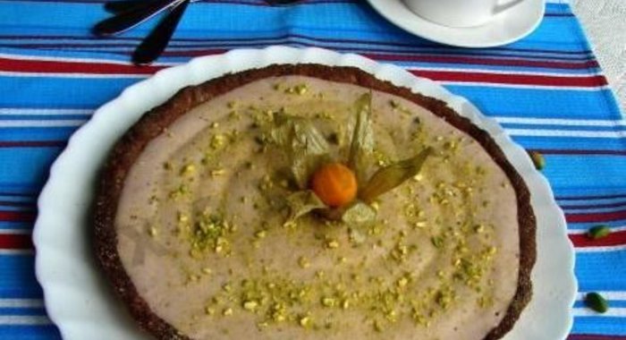 Тарт с клубничным джемом и муссом