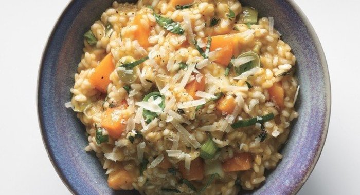 Ризотто с тыквой, зеленым луком и базиликом