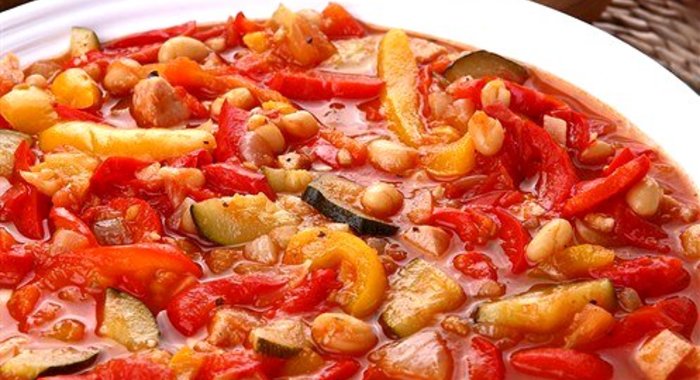 Овощной суп с зеленой фасолью