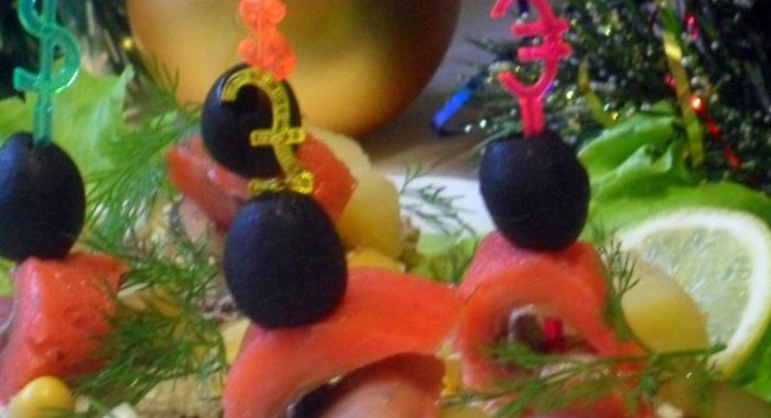 Канапе с сельдью Карнавал