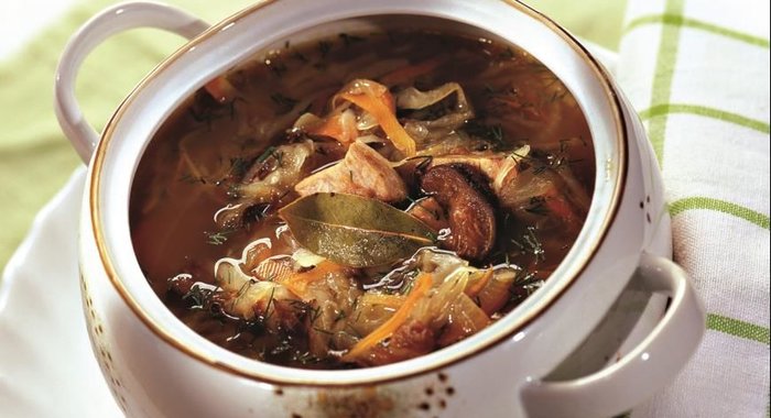 Щи с кислой капустой