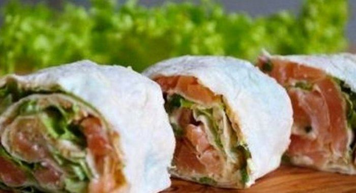 Вкусные рулеты из лаваша