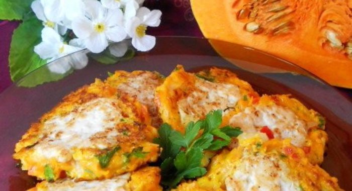 Оладьи из тыквы с куриным фаршем