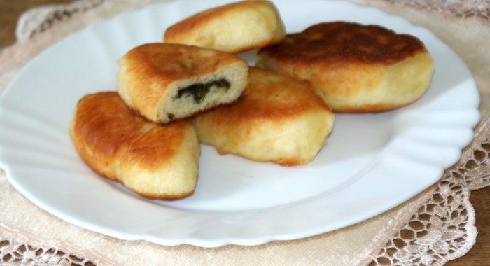 Сладкие пирожки с щавелем