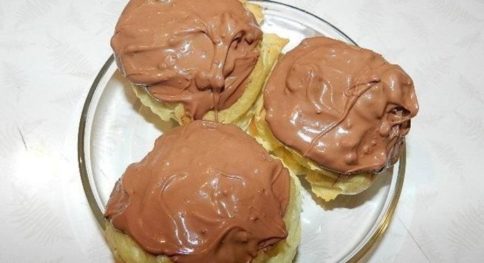 Заварное пирожное со сгущёнкой