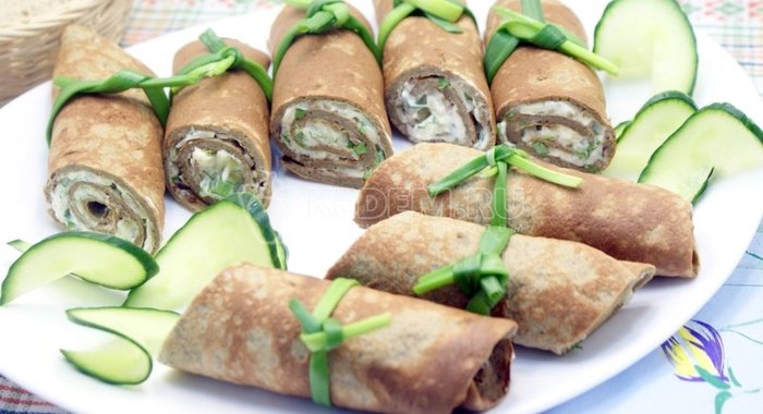 Рулетики из печени с начинкой