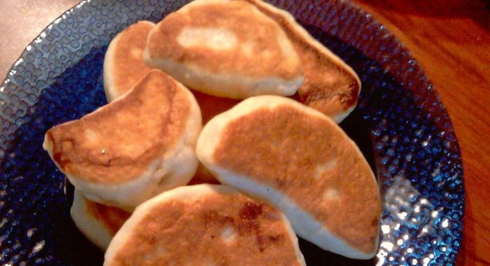 Пирожки с повидлом на сковороде