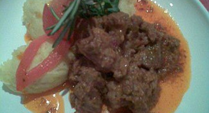 Перкельт - мясной гуляш