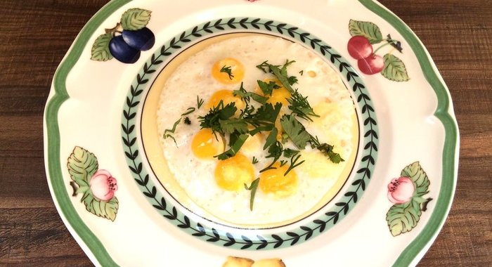 Яичница-глазунья из перепелиных яиц