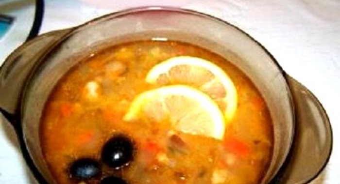 Солянка по-домашнему