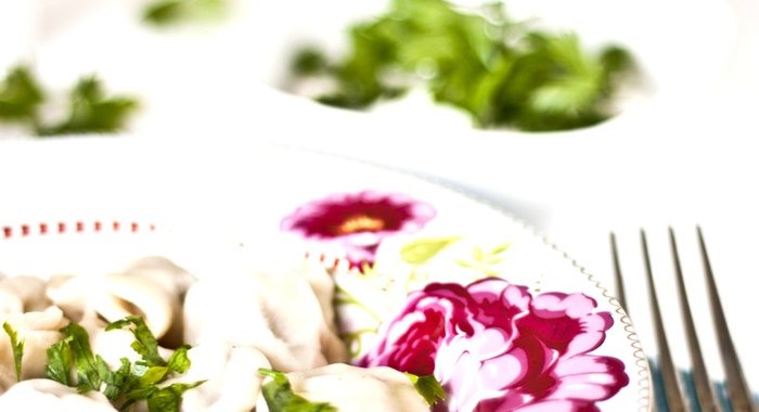 Пельмени с рыбой и кремом-фреш