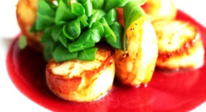 Креветки и гребешки в медовом маринаде