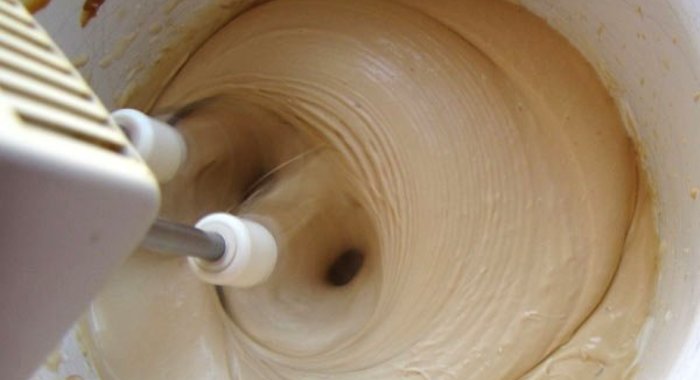 Крем для бисквита из сметаны