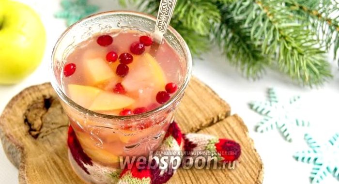 Компот из клюквы и яблок