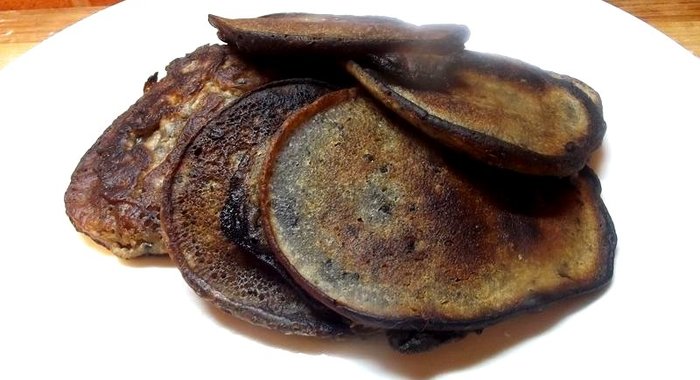 Оладушки с черникой