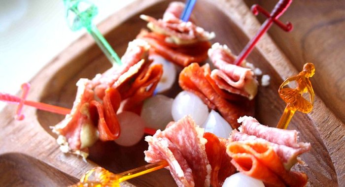 Канапе мясные