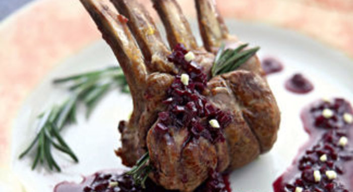 Заварные вареники с клубникой