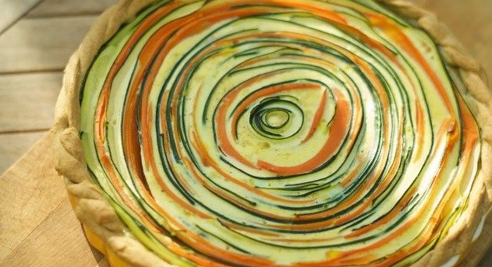 Французский киш с кабачками и морковью