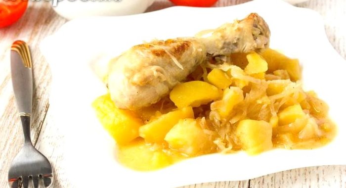 Рагу с квашеной капустой, курицей и картофелем